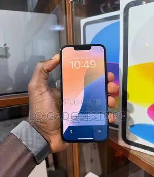 Apple iPhone 16e 128 GB Black