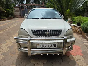 Toyota Harrier 2.2 16V 2002 White