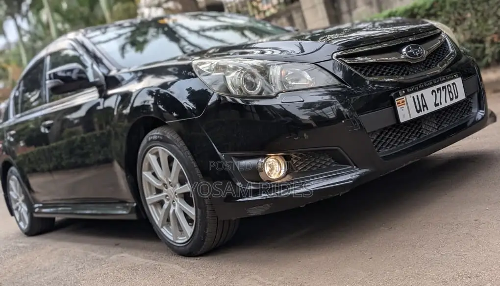 Subaru Legacy 2.5i Premium 2010 Black
