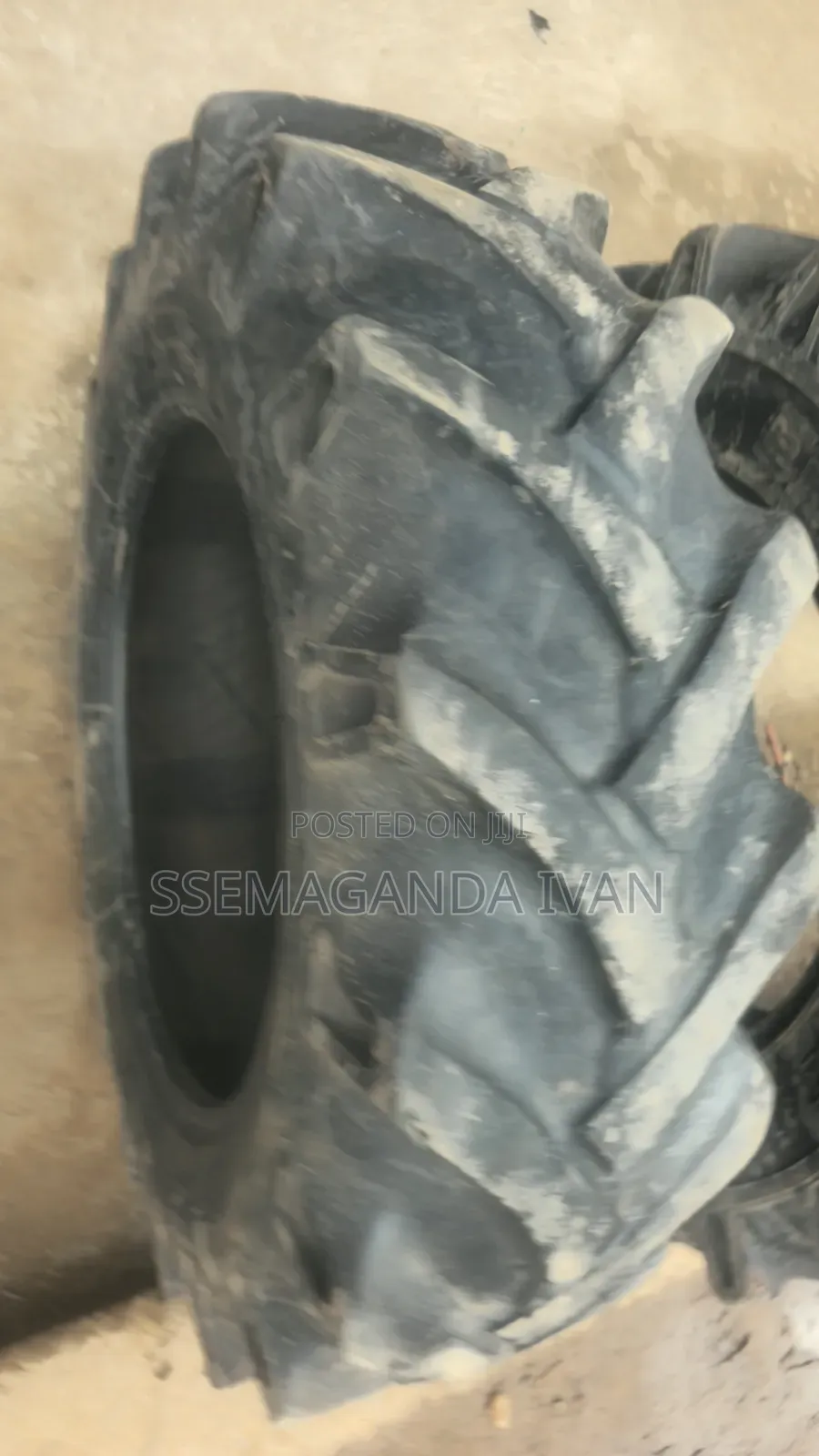 12.4-24 Tractor Used BKT Tyres