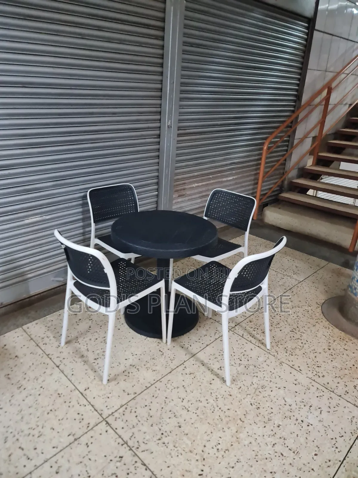 Food Court Outdoor Round Table and Chairs Plastic Table and Chairs