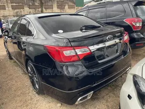 Subaru Legacy 2.5i Limited AWD 2017 Black