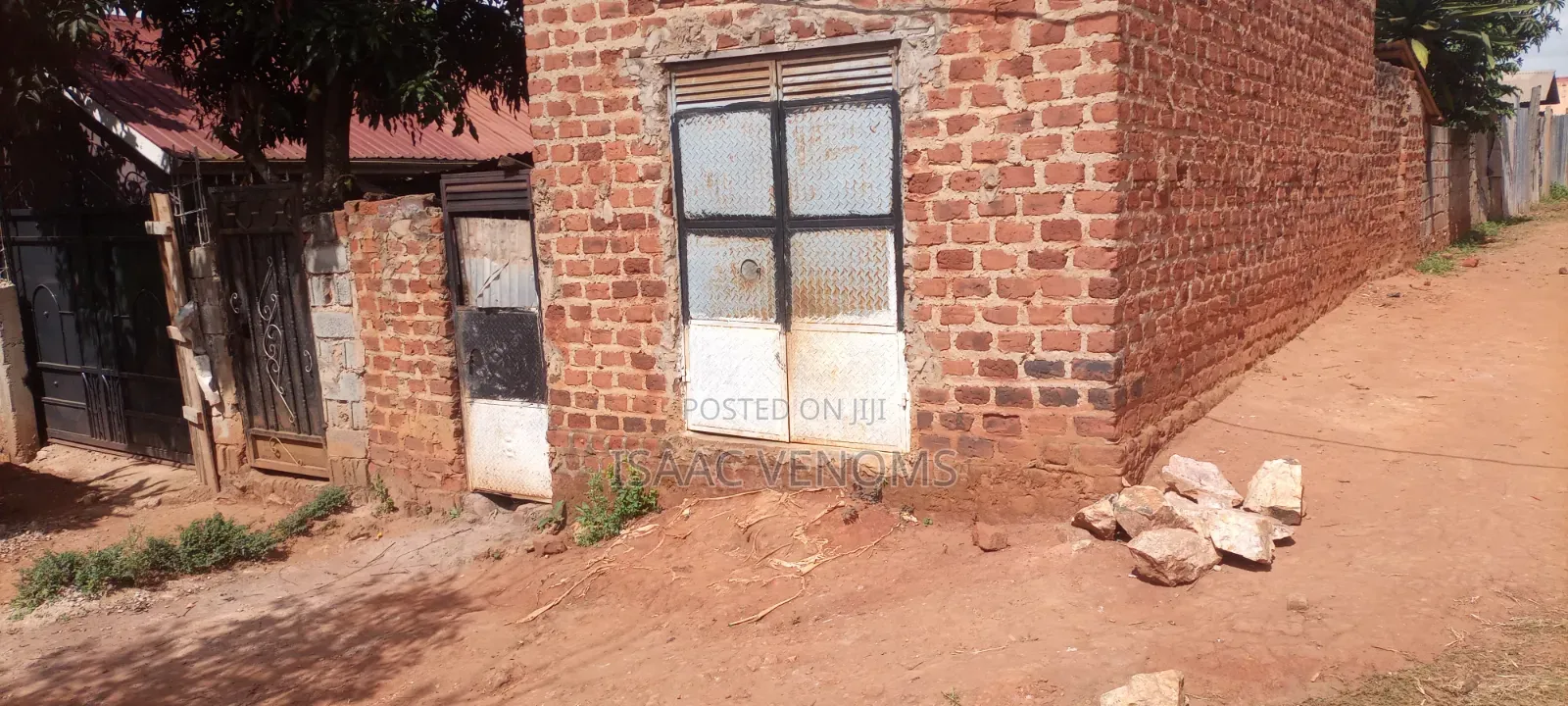 Land for Sale With House in It