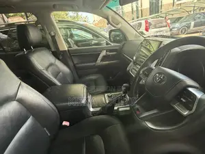 Toyota Land Cruiser Prado 2013 Black