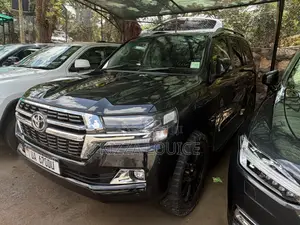 Toyota Land Cruiser Prado 2013 Black