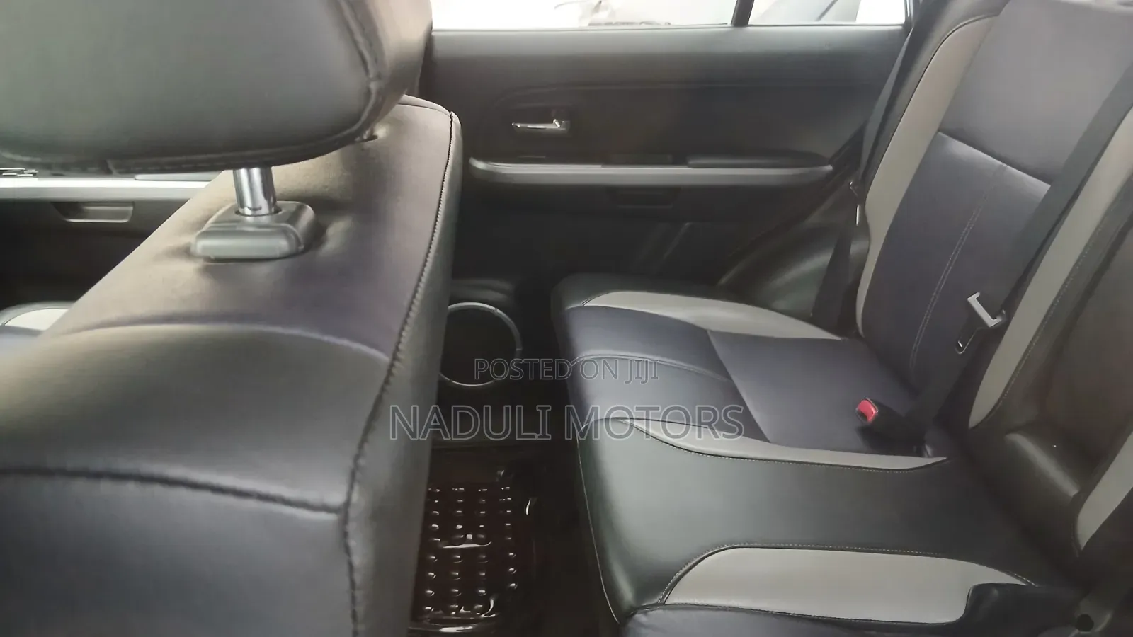 Suzuki Escudo 2010 Black