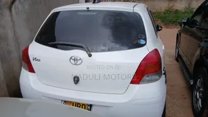 Toyota Vitz 2008 White