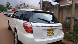 Subaru Outback 2009 White