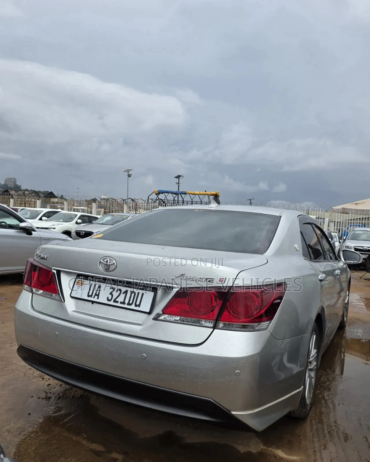 Toyota Crown 2016 Silver