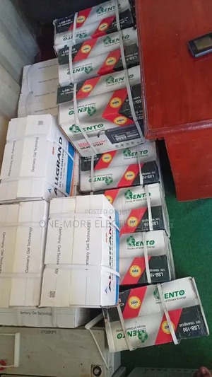 High Voltage Battery 100ah/12vfree Maintenance