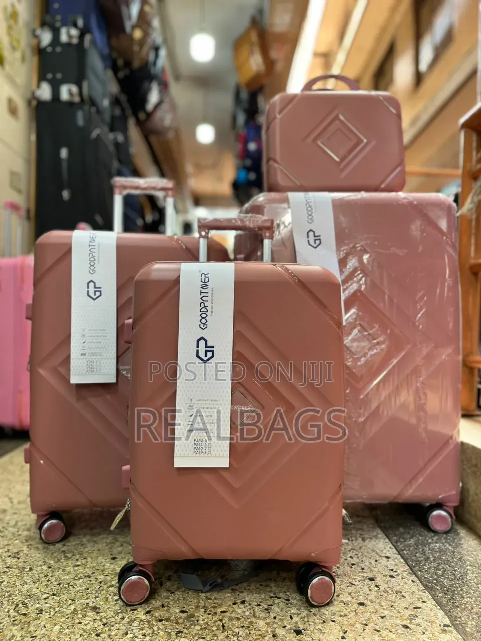 Good Patner Suitcase Rubber