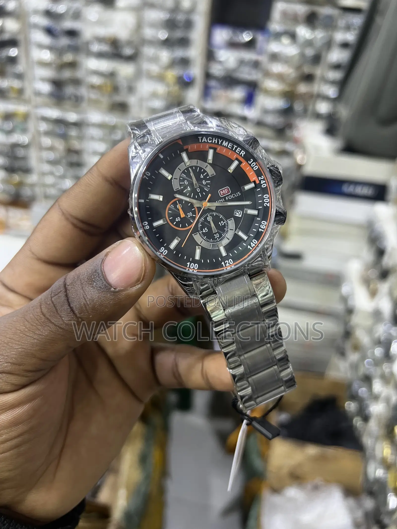 Date Display Tachymeter Watch