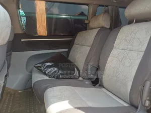 Toyota Regius 1999 Silver