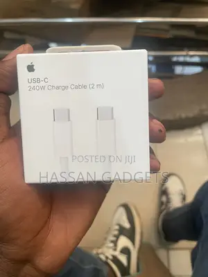 240w Usb-C to Usb-C Cable