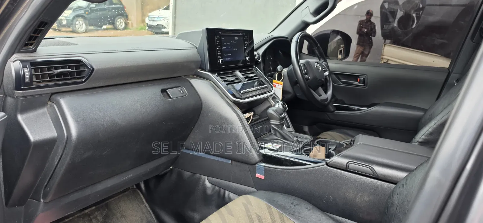 Toyota Land Cruiser 2022 Black