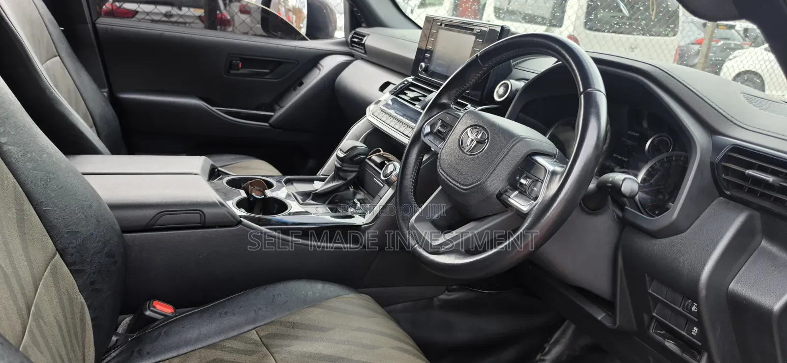 Toyota Land Cruiser 2022 Black