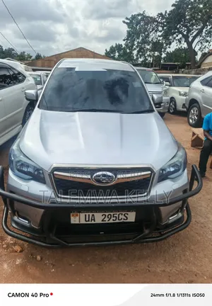 Subaru Forester 2.0XT Premium 4dr SUV AWD (2.0L 4cyl Turbo CVT) 2014 Silver