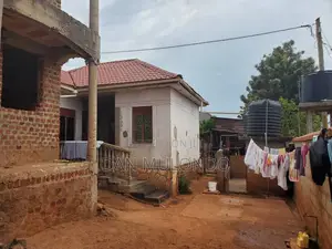 Two Houses on the Same Plot of Land on Sale