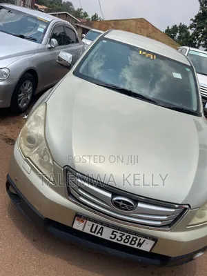Subaru Outback 2.5i Limited 2011 Beige