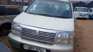 Nissan Elgrand 2005 White
