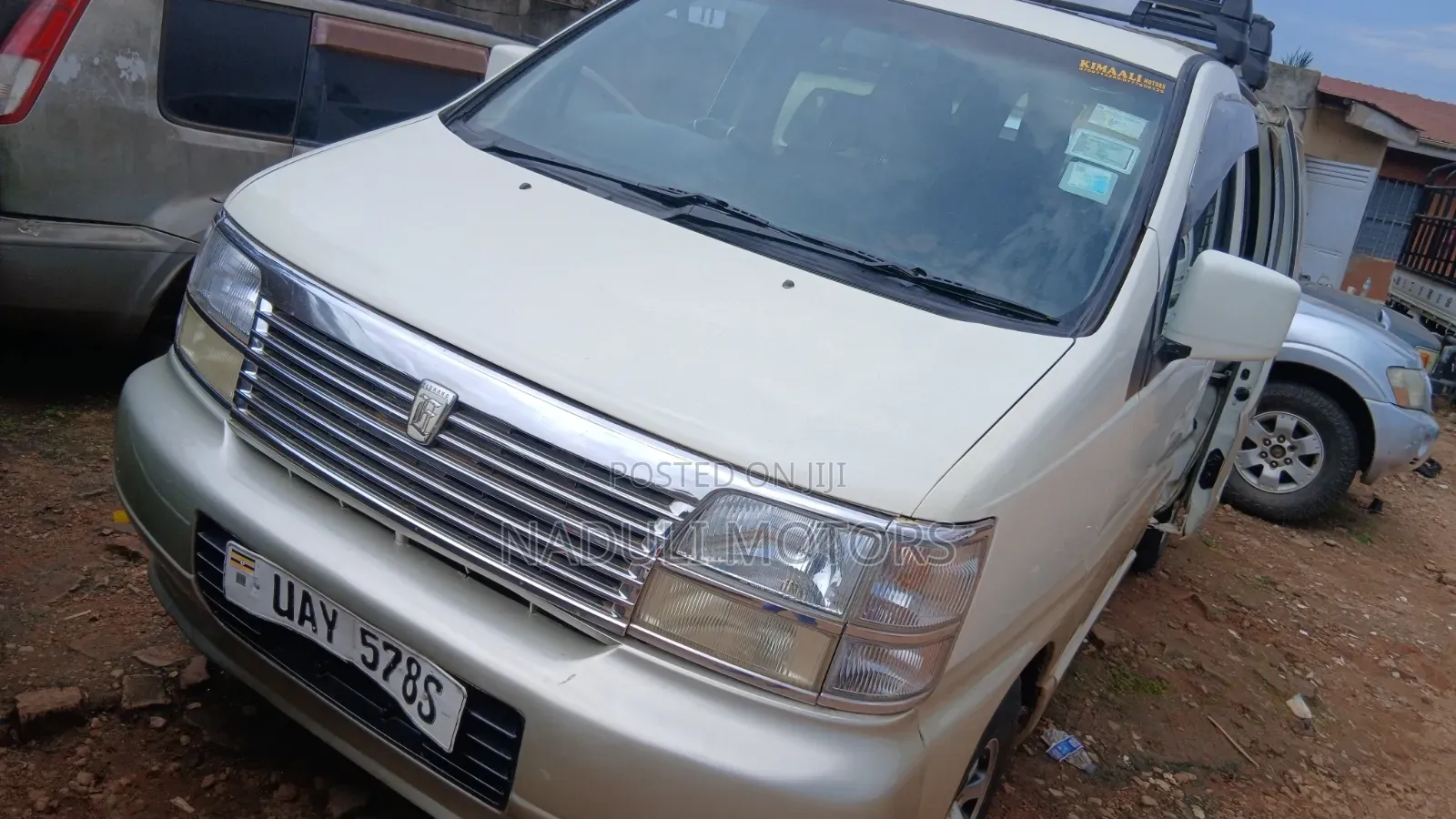 Nissan Elgrand 2005 White