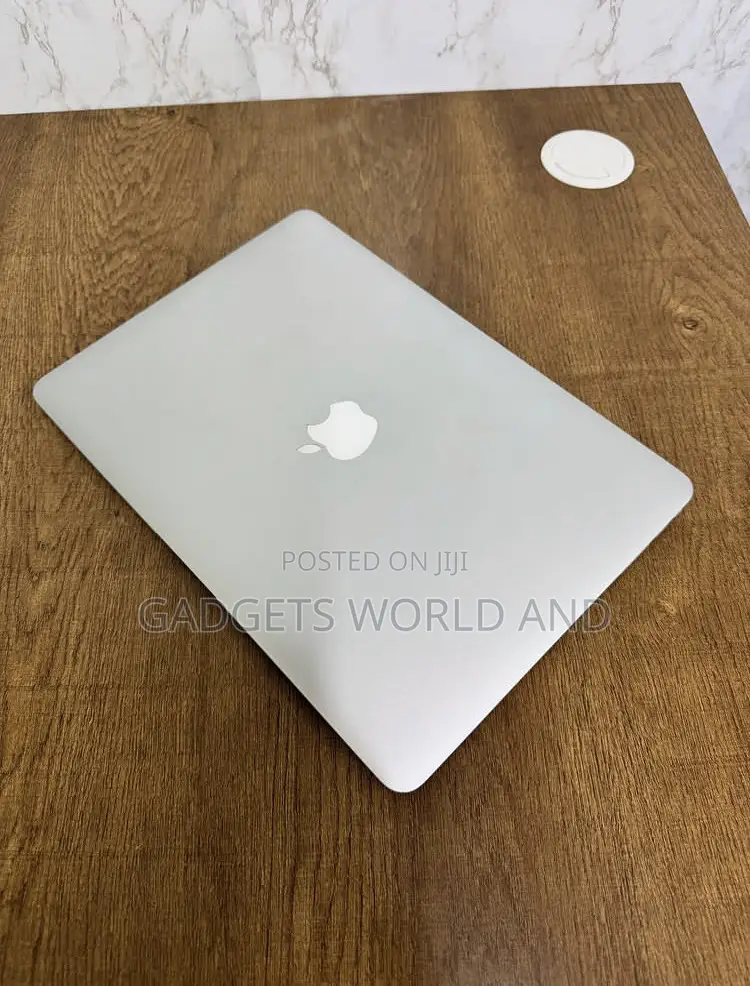 Laptop Apple MacBook Air 2017 8GB Intel Core i5 SSD 256GB
