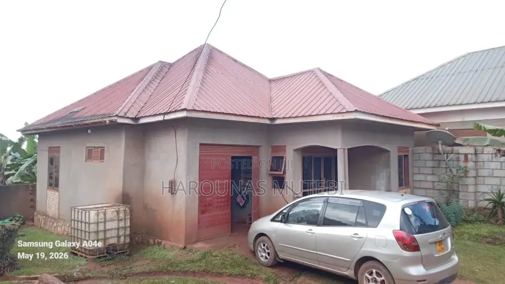 Furnished 3bdrm House in Residential, Nabweru for sale