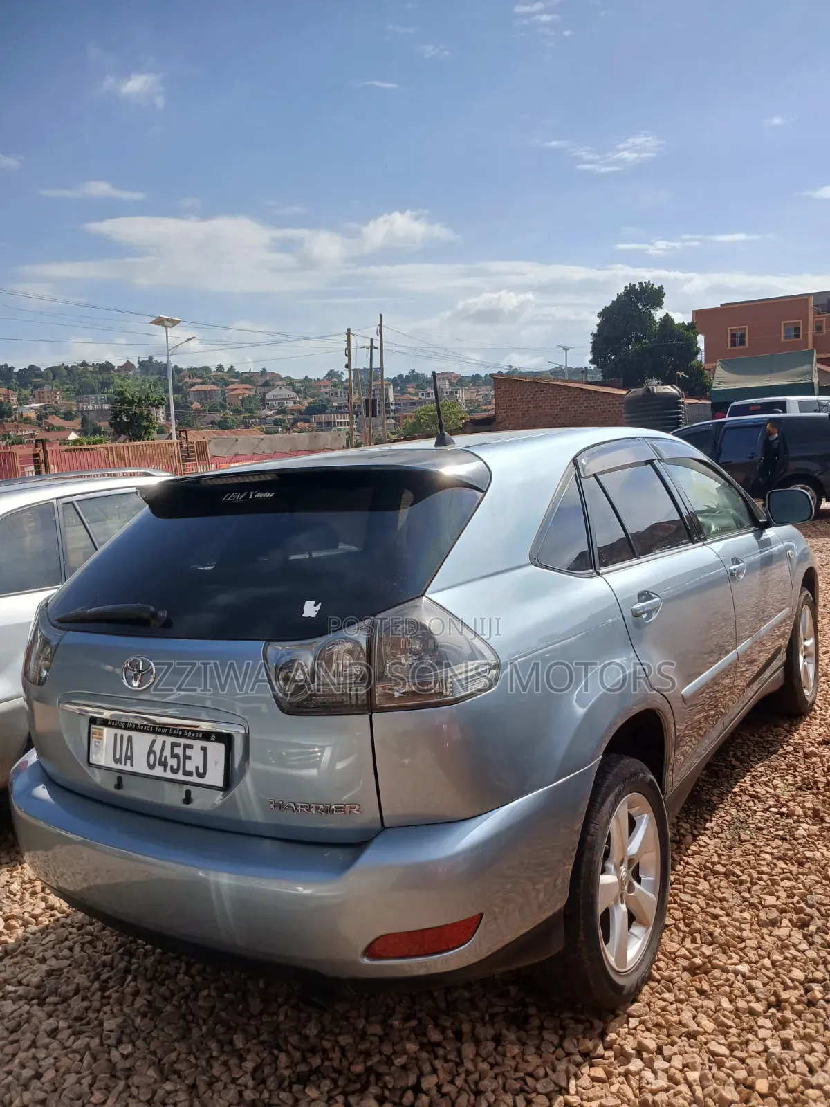 Toyota Harrier 2.4 4WD 2005 Blue