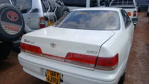 Toyota Mark II 2002 White