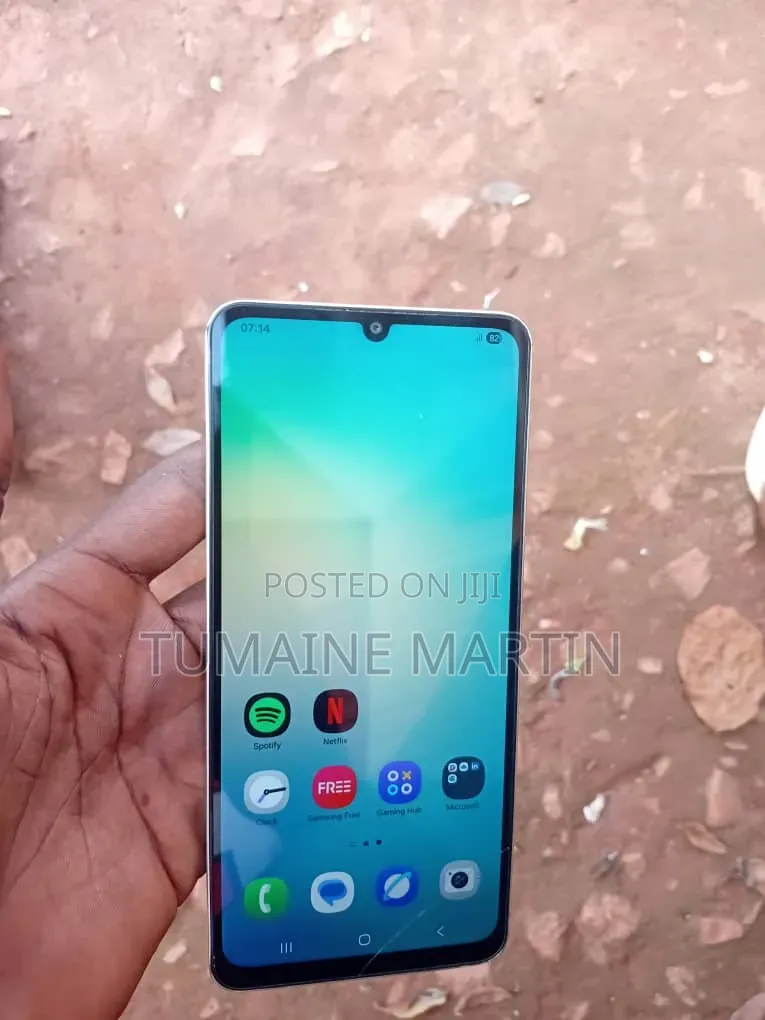 Samsung Galaxy A06 128 GB Blue