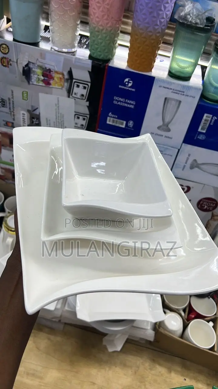 18 Pieces Dinner Set