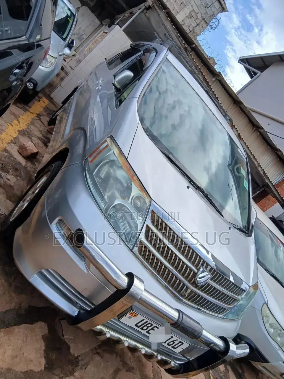 Toyota Alphard 2.4 Petrol AWD 2009 Silver