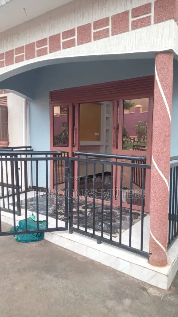 Furnished 3bdrm House in Residential, Nabweru for sale