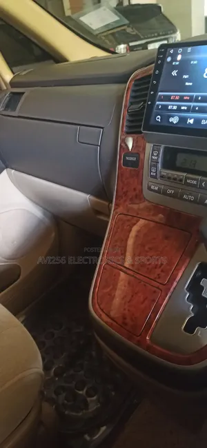 Toyota Alphard 2007 Silver