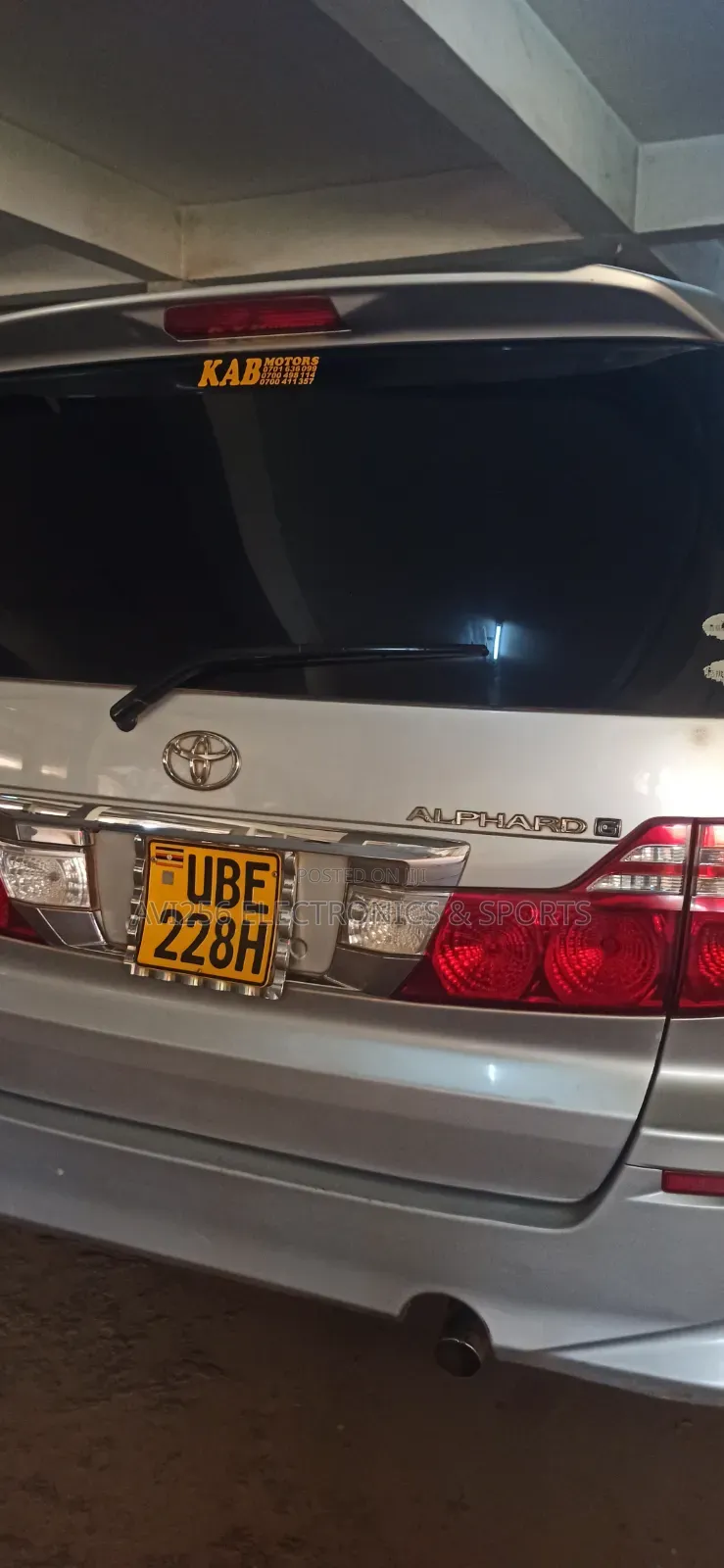 Toyota Alphard 2007 Silver
