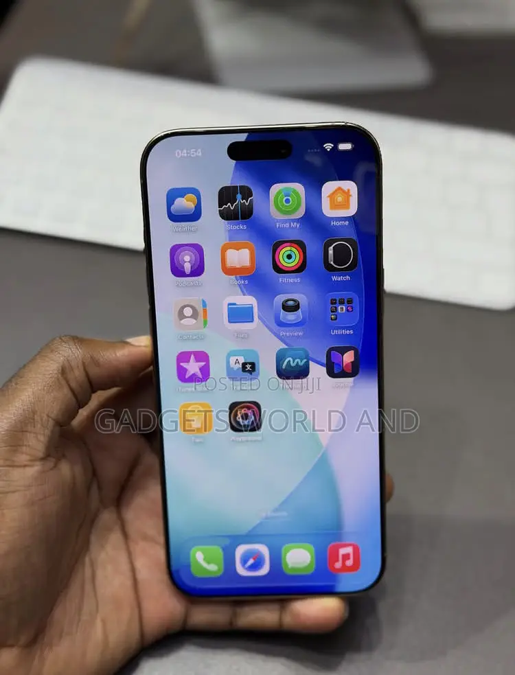 New Apple iPhone 16 Pro Max 1 TB Rose Gold