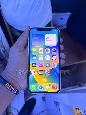 New Apple iPhone 12 64 GB White
