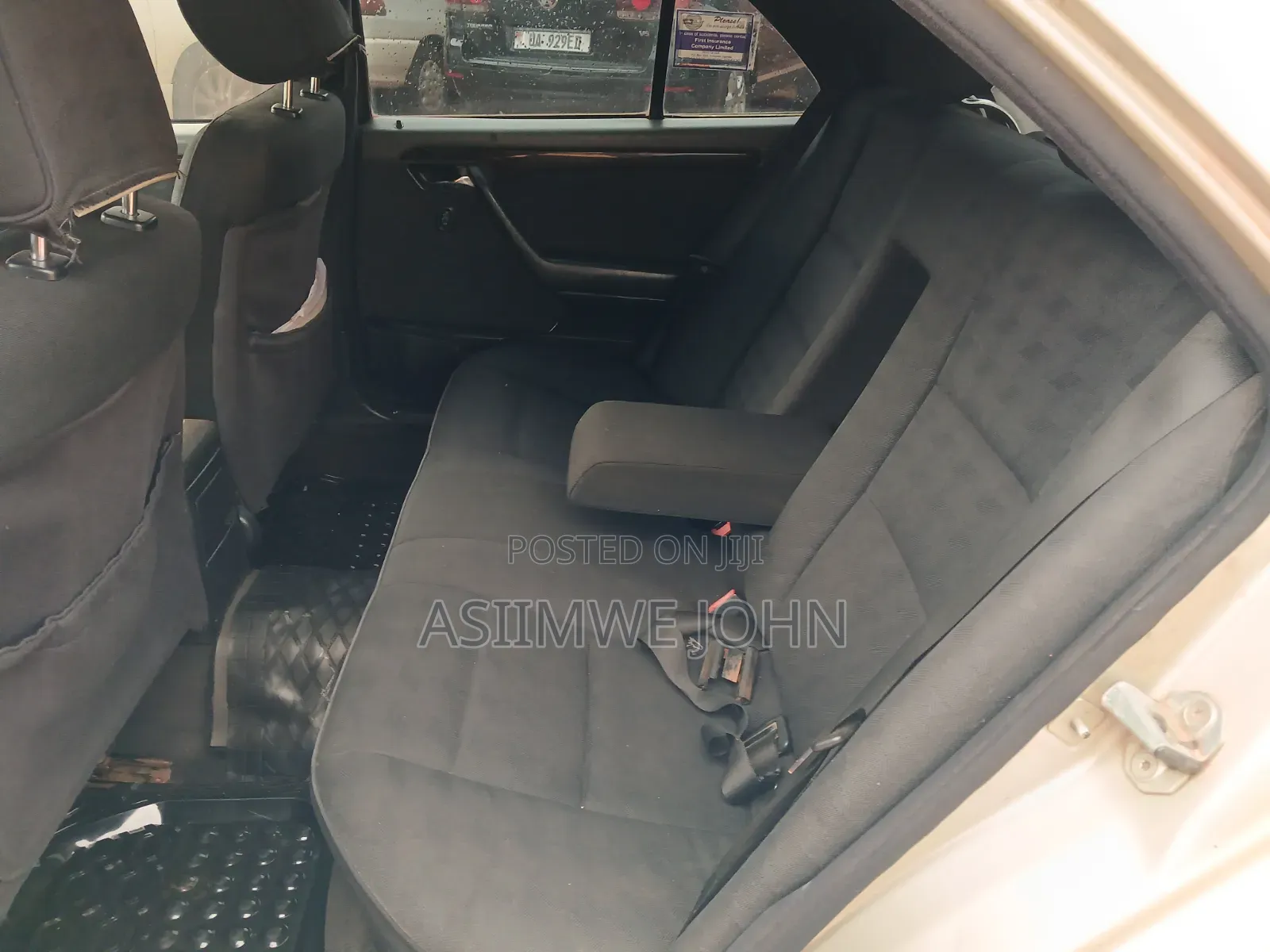 Mercedes-Benz C200 1998 Gold
