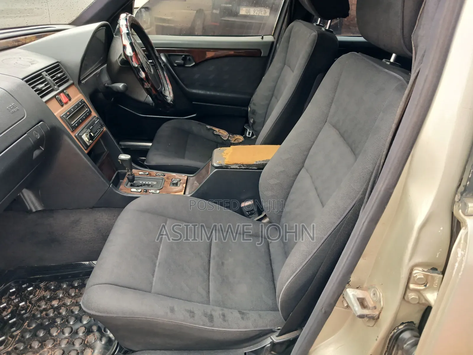 Mercedes-Benz C200 1998 Gold