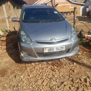 Toyota Wish 2004 Silver