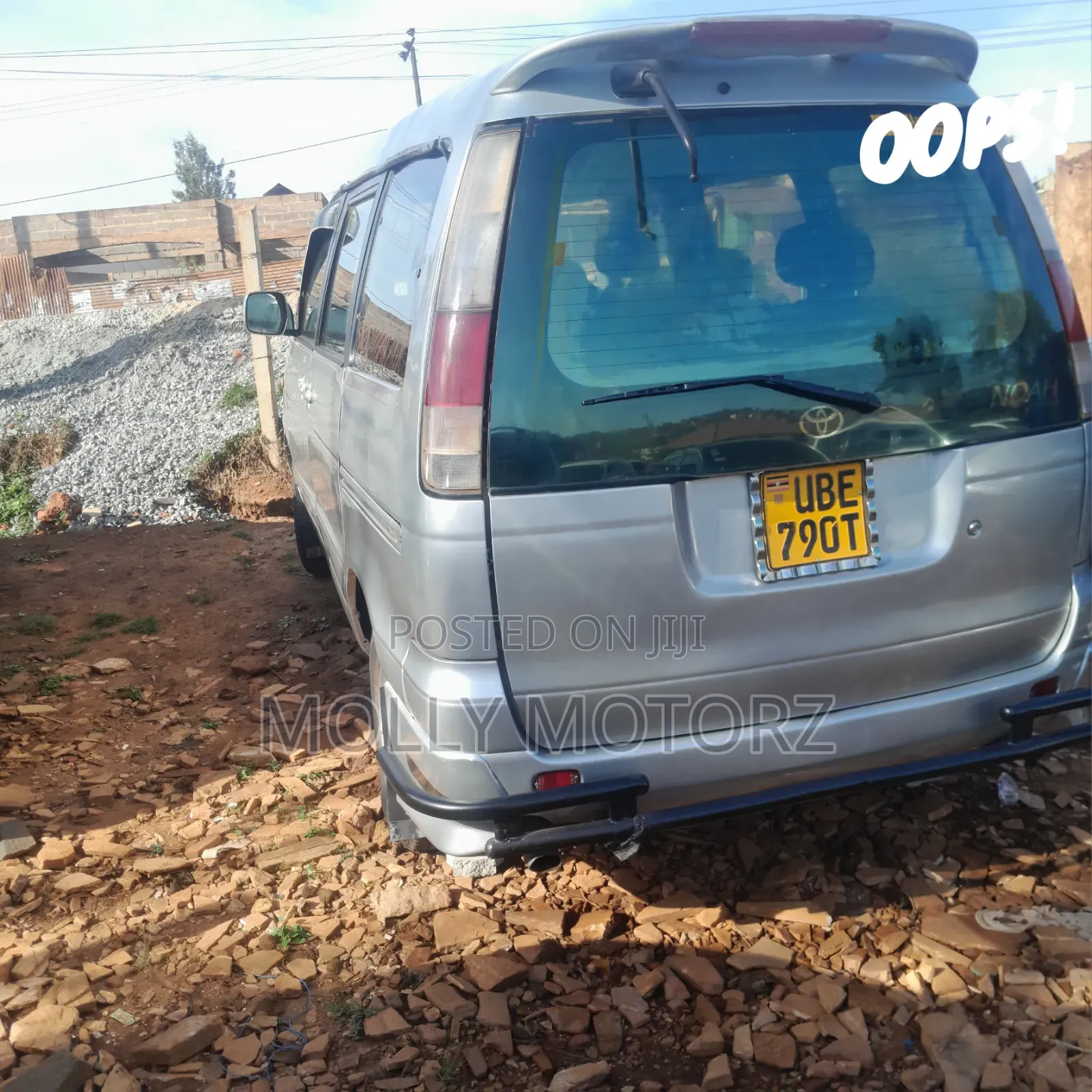 Toyota Noah 2002 Silver