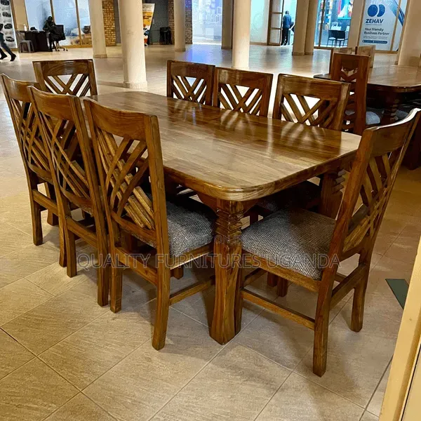 Mugavu 6 Seater Dining Table Set