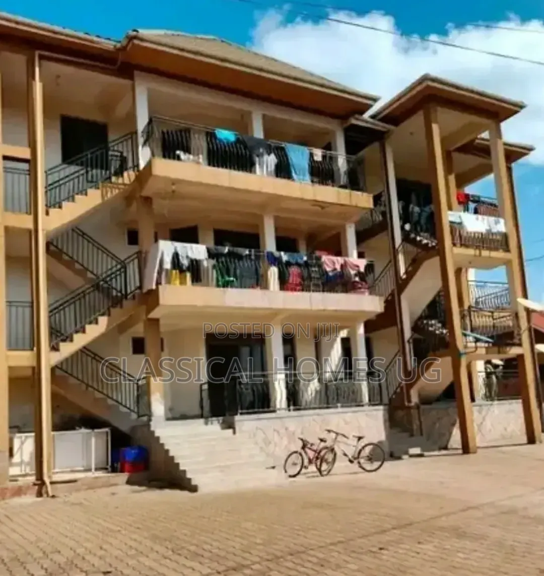 3bdrm Apartment in Mutundwe, Central Division for rent