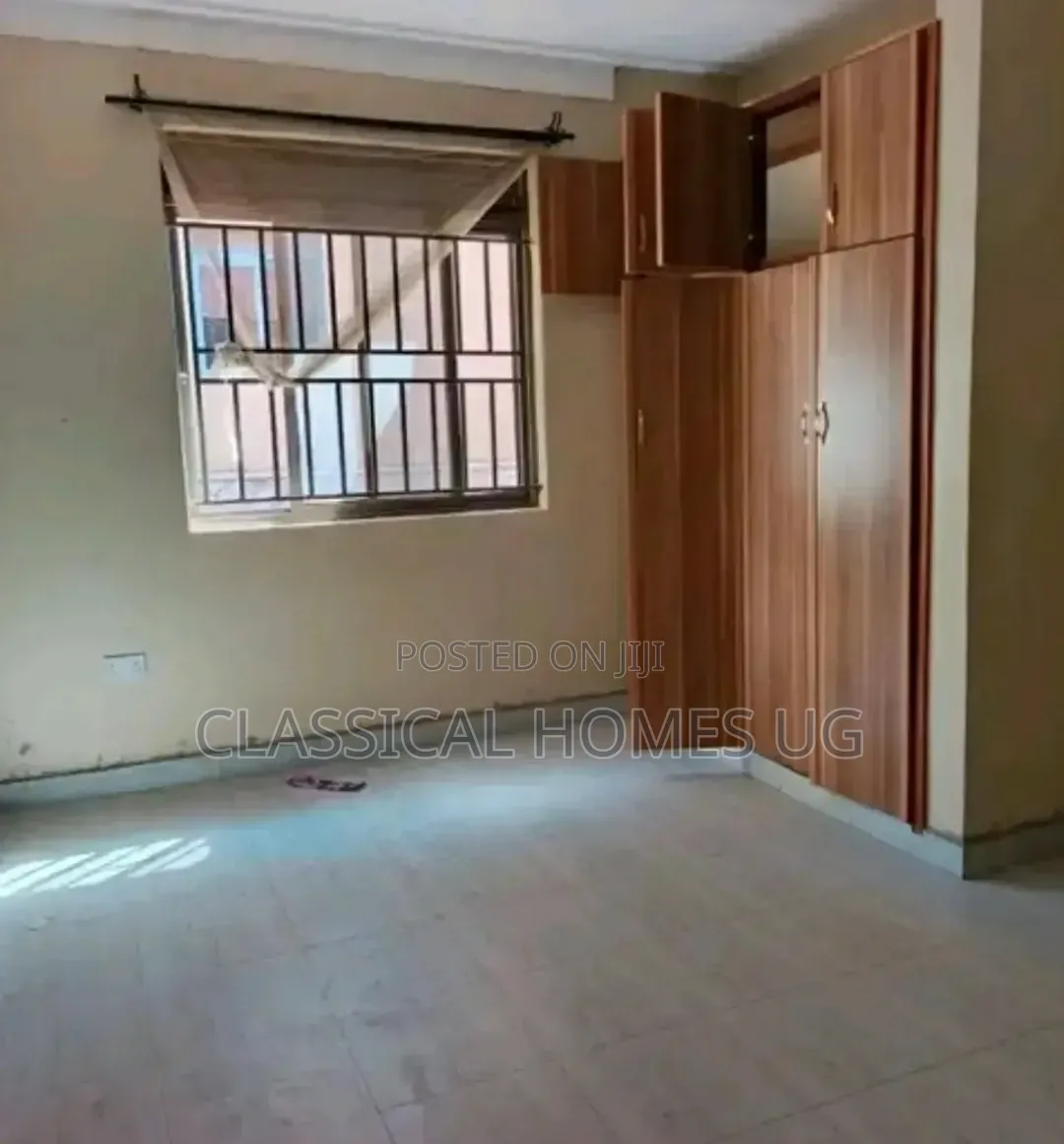 3bdrm Apartment in Mutundwe, Central Division for rent
