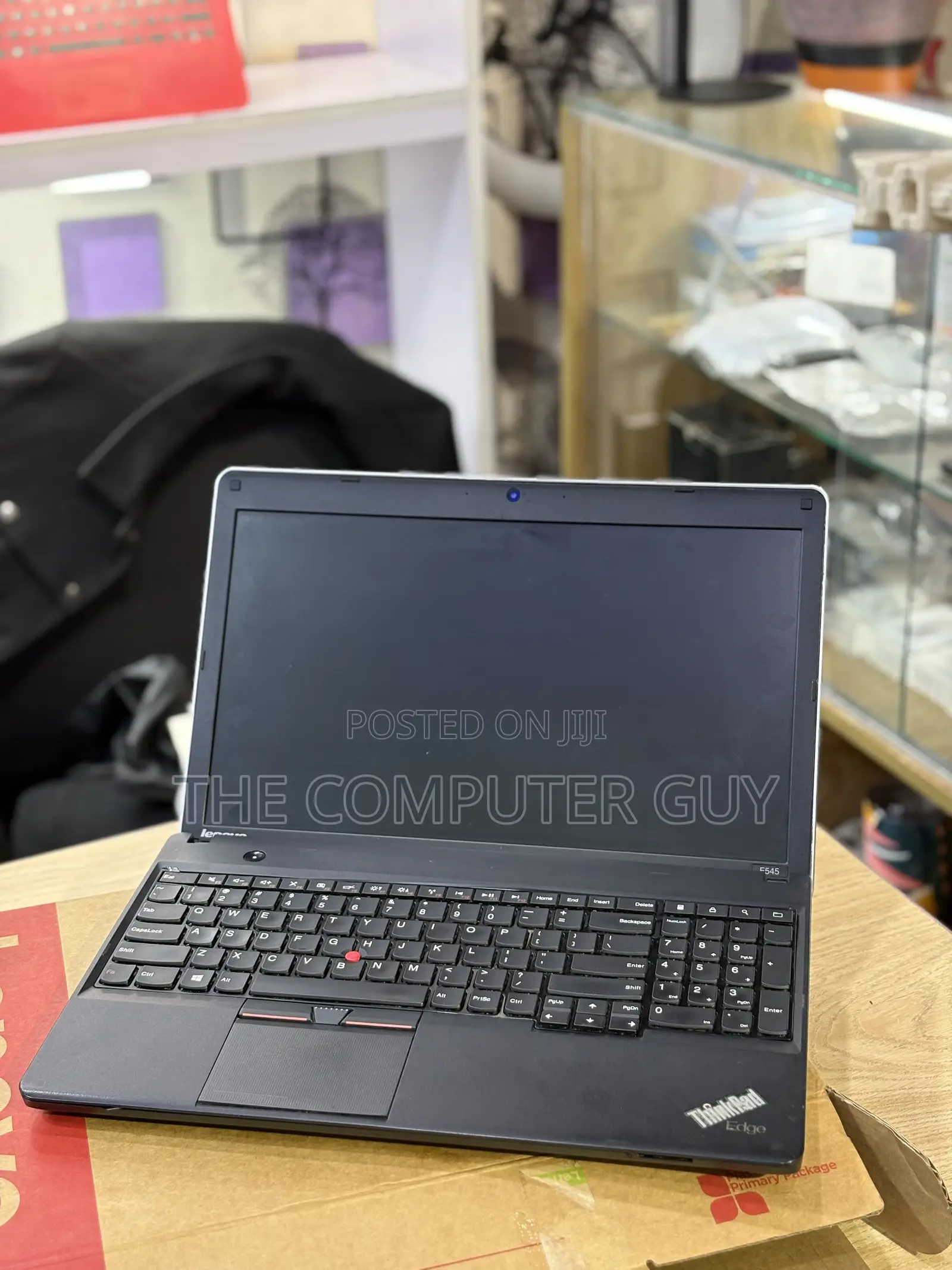 Laptop Lenovo ThinkBook 15 8GB Intel Core i5 HDD+SSD 500GB