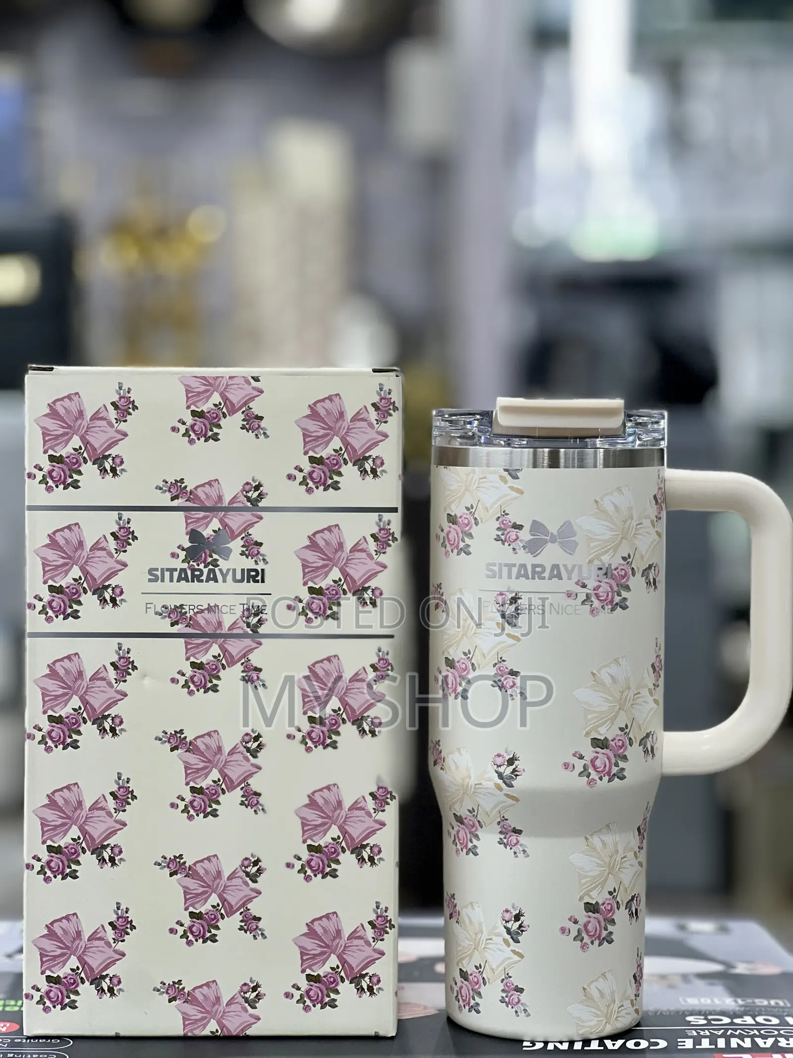 Modern Tumblers Designed for Comfort, Style Convenience