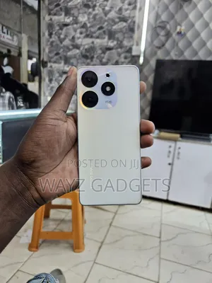 Tecno Spark 10 Pro 128 GB White