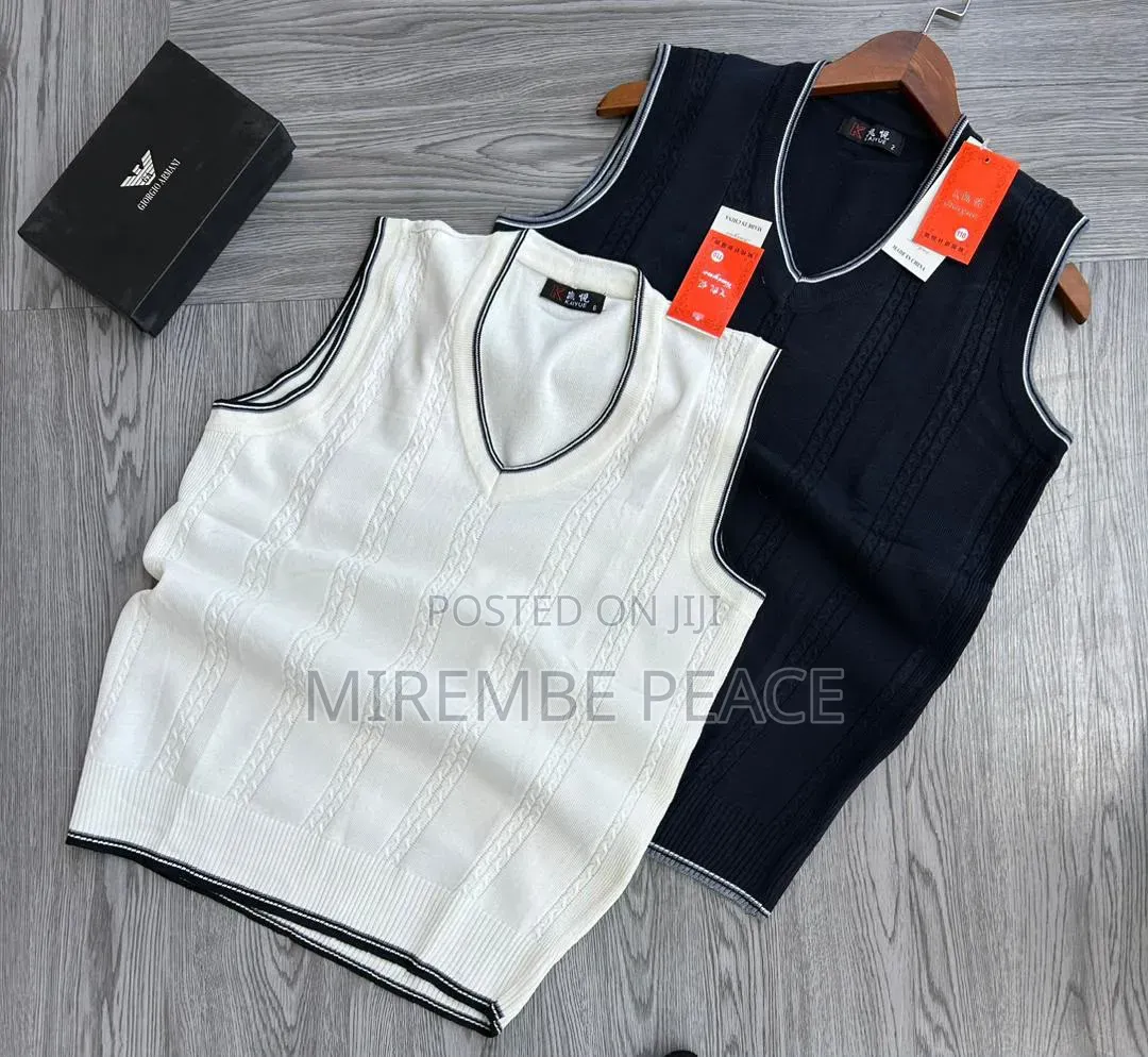 Sleeveless Knitted Sweaters Vests