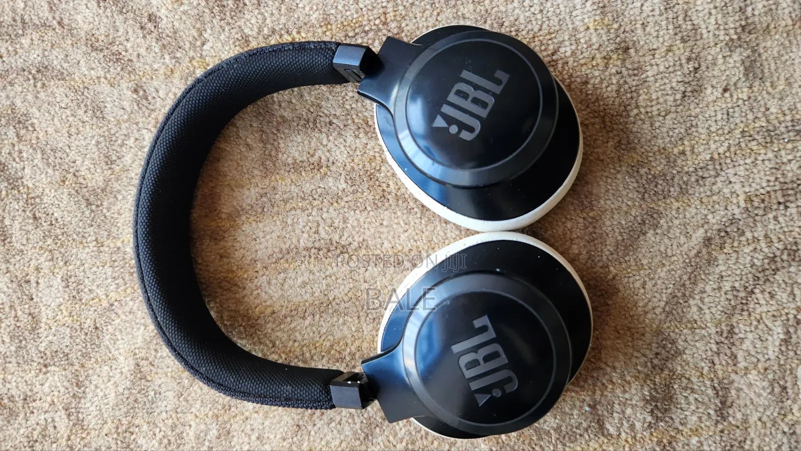 JBL Live660nc