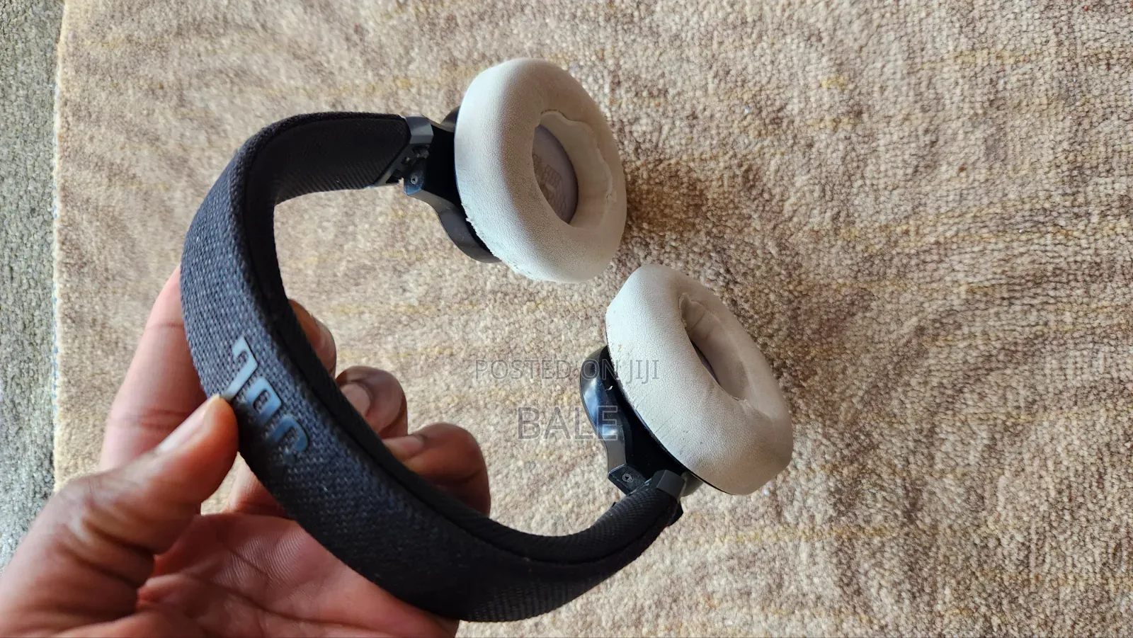 JBL Live660nc